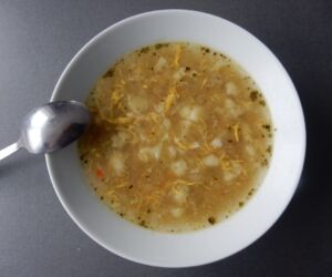 Bramborová polévka s květákem