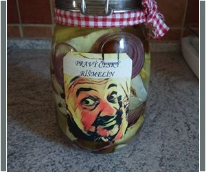 Nakládaný hermelín