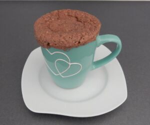 Ostružinový mugcake po upečení
